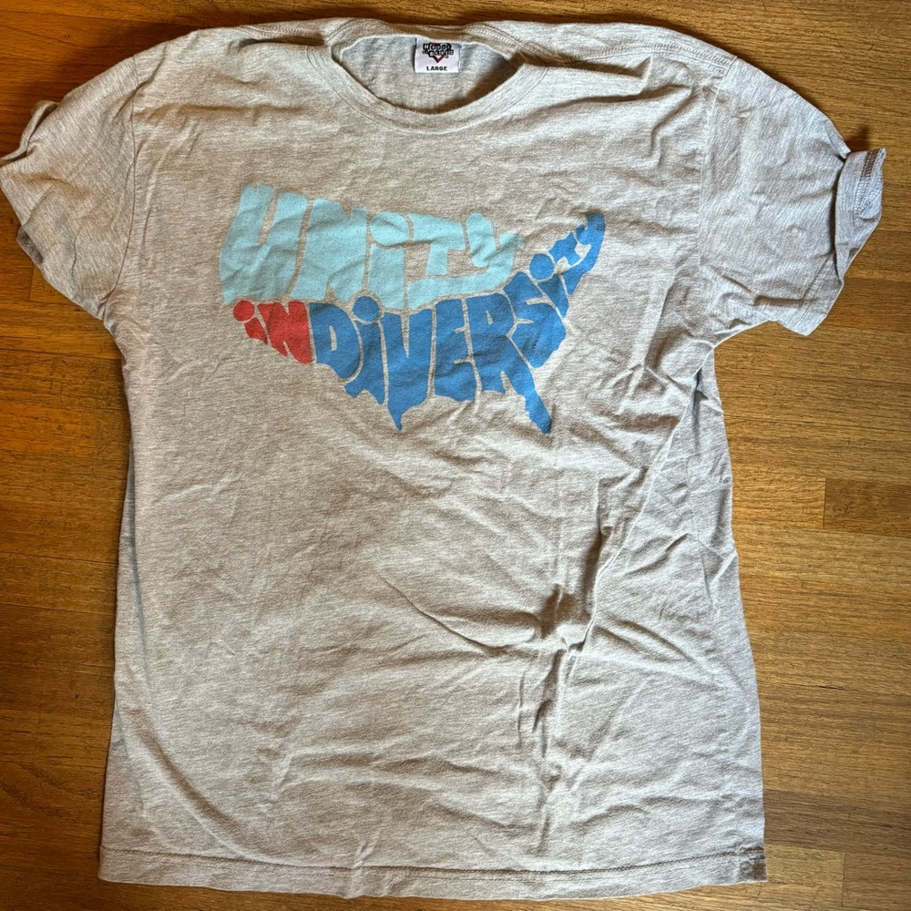 Men’s House of Blues Unity in Diversity Tee Shirt